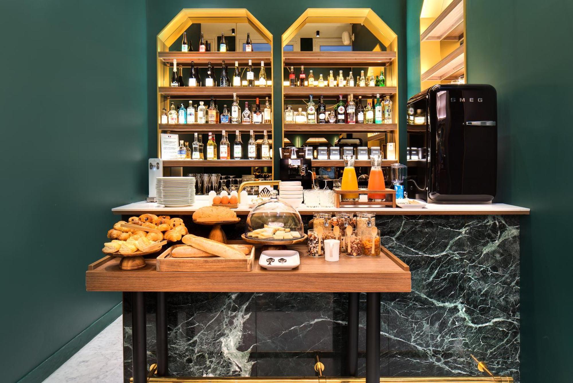 Artemisia Montmartre Hotel Париж Екстериор снимка