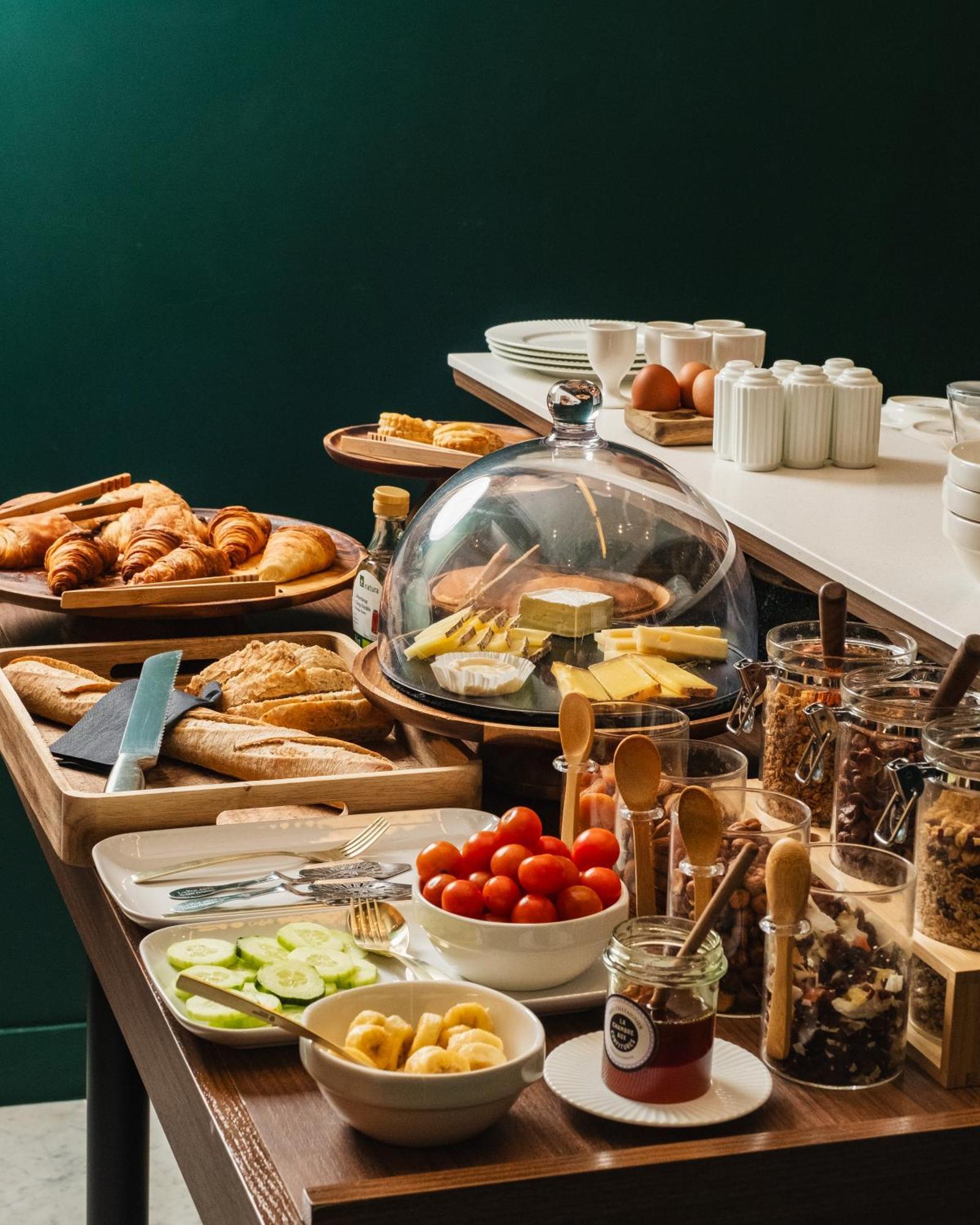 Artemisia Montmartre Hotel Париж Екстериор снимка