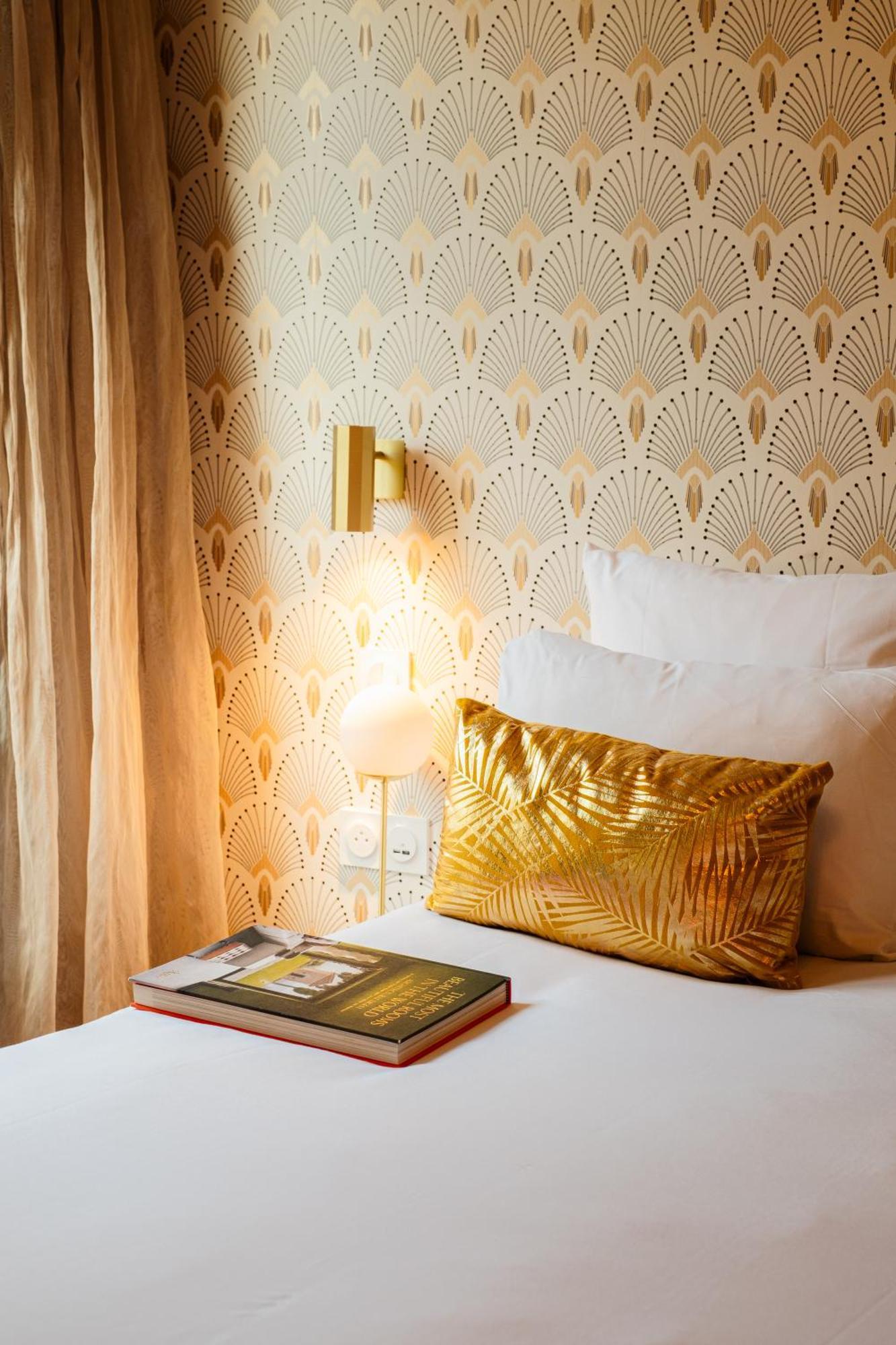Artemisia Montmartre Hotel Париж Екстериор снимка
